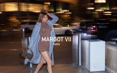 Yuliya Lasmovich sublime notre manteau Vio sur les quais